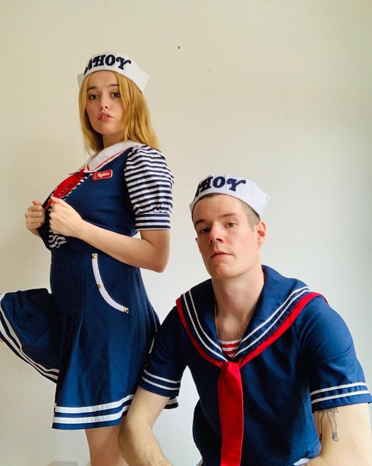 せ ッ クス エデュケーション エイミー