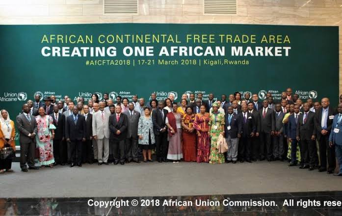 Trading under #AfCFTA begins on 1 July 2020, are you excited? 😍😍

👉 54 signatories, 29 ratifications and over $3 trillion in GDP
👉 Covering 1.2bn people growing to 2.5bn by 2050
👉 Boosting intra-#Africa trade currently at 15% to 52.3% by 2022
👉 Reducing tariffs by 90%