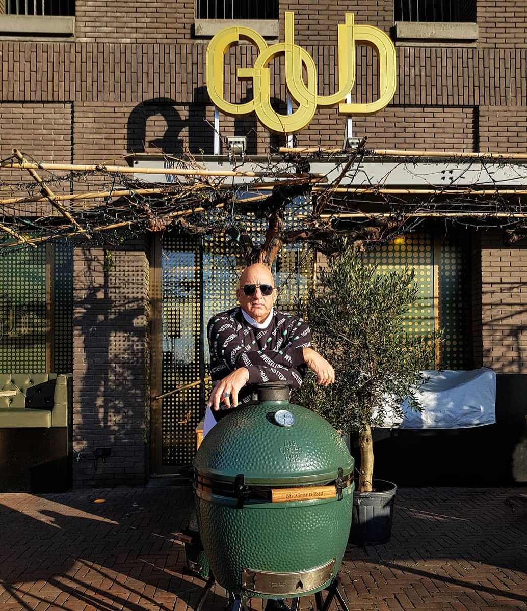 Rottergram tweet media