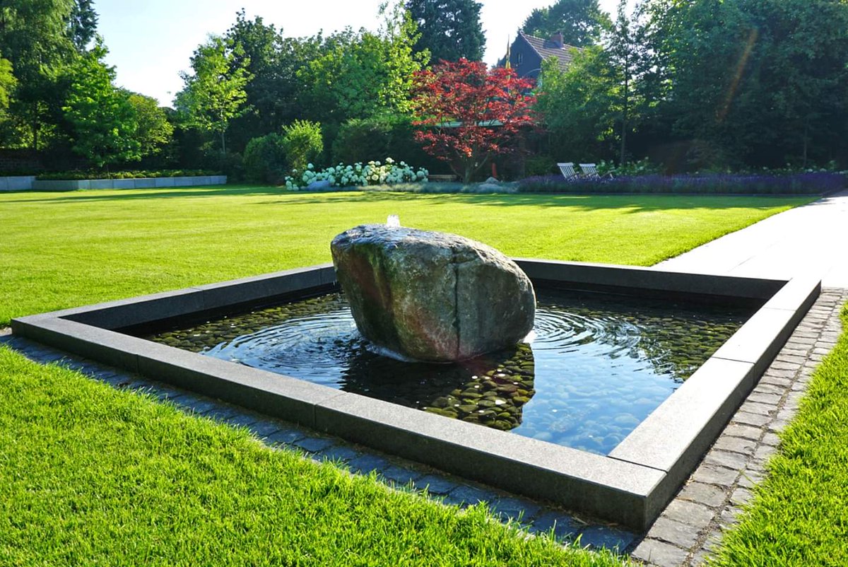 Wir sind Ihr kompetenter Partner für alle Leistungen im Garten – und Landschaftsbau im Raum #Geilenkirchen und #Aachen! Zuverlässigkeit, Qualität und unsere hohen Ansprüche an uns selbst bei der Umsetzung Ihres Projektes zeichnen unseren Betrieb aus. 
galabau-resenberger.de