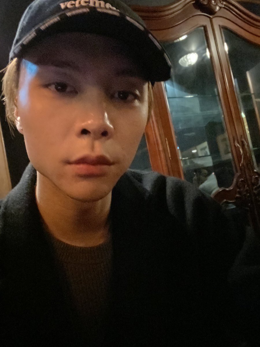 여러분~ 일요일을 어떻게 보내고 있나요~?