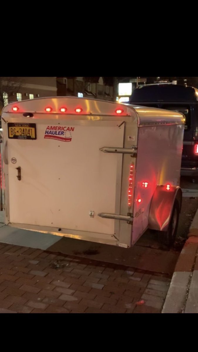 FernwayOFFICIAL's tweet image. Our Van has been taken from us. Please keep a look out for a blue 1997 Ford Econoline. Last seen around 10:30pm in Detroit, MI. Any help is greatly appreciated, thank you in advance from all of us in.