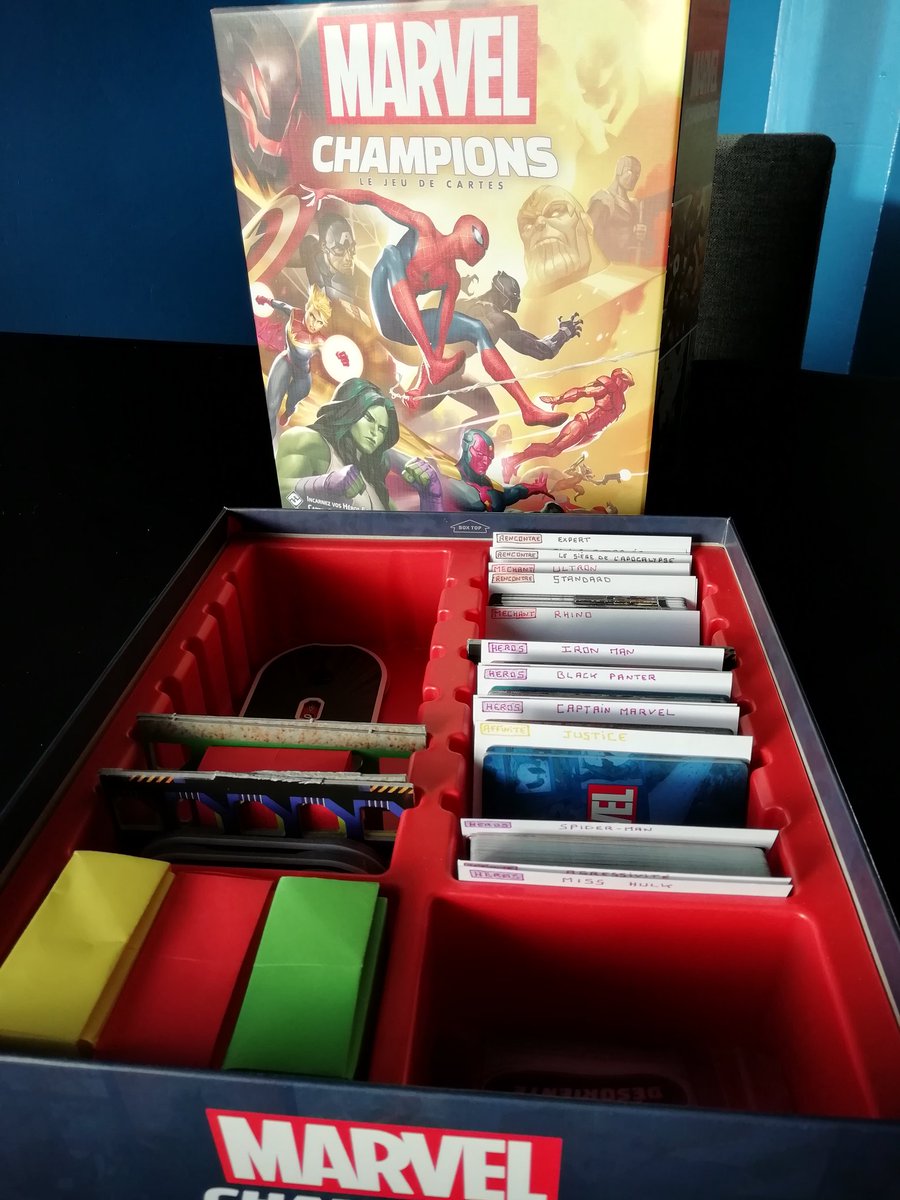 birguini_'s tweet photo. La boite #j2s de #MarvelChampions à @FFGames mieux rangée ! #pimp
Des boîtes en #origami et des intercalaires en papier épais et le tour est joué ! https://t.co/7J68LKJfwP