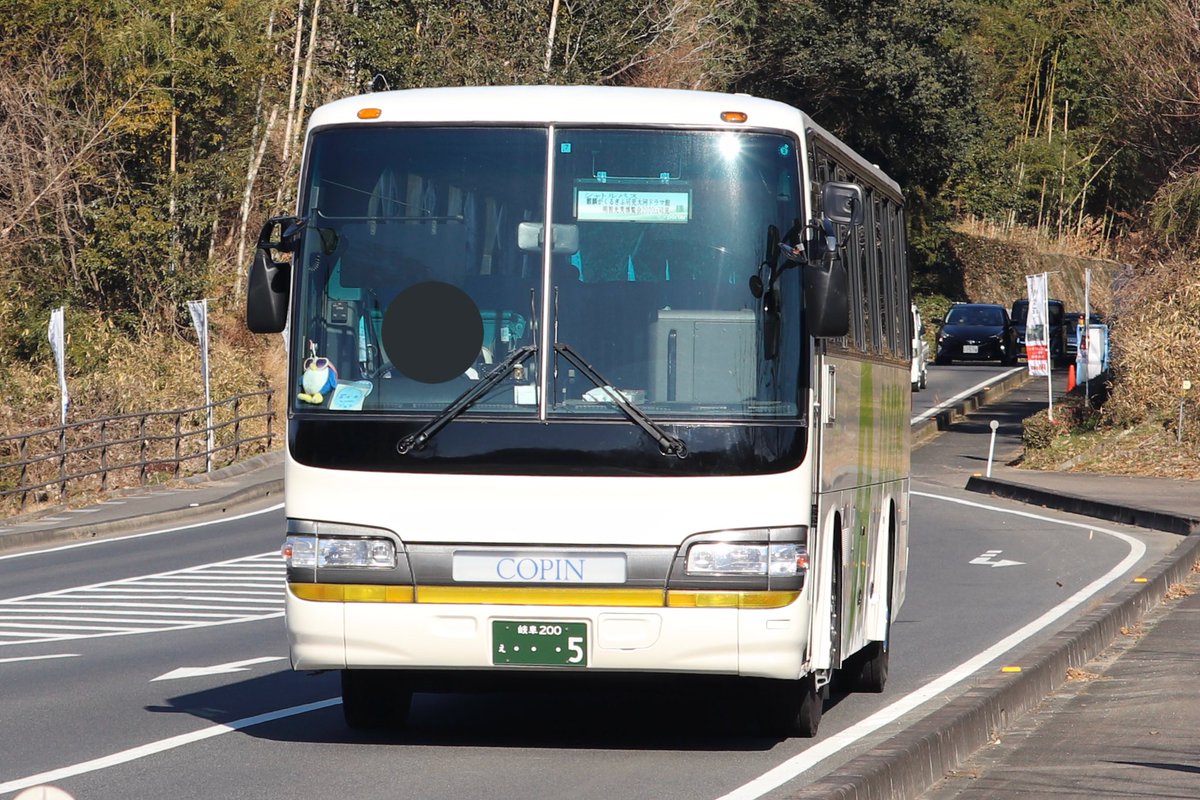 こまさーず こちらは可児ではお馴染みポルテの大河ドラマ館花フェスタ記念公園シャトルバス 合掌ワイパーのセレガrいいですね あと可児駅前のバス停も上げときます