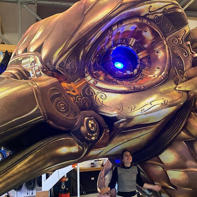Flora with her creation for Tomorrowland .
.
.
.
#airworksinflatables
#inflatable
#sculpture
#theatredesign
#stagedesign
#setdesign
#eventdesign
#ushuaia 
#tomorrowland 
#dimitrivegasandlikemike 
#liveevents ift.tt/2NHlVeW