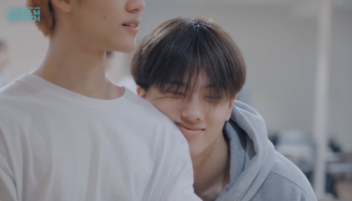𝚈𝚎𝚕𝚕𝚘𝚠 𝕁. tweet media