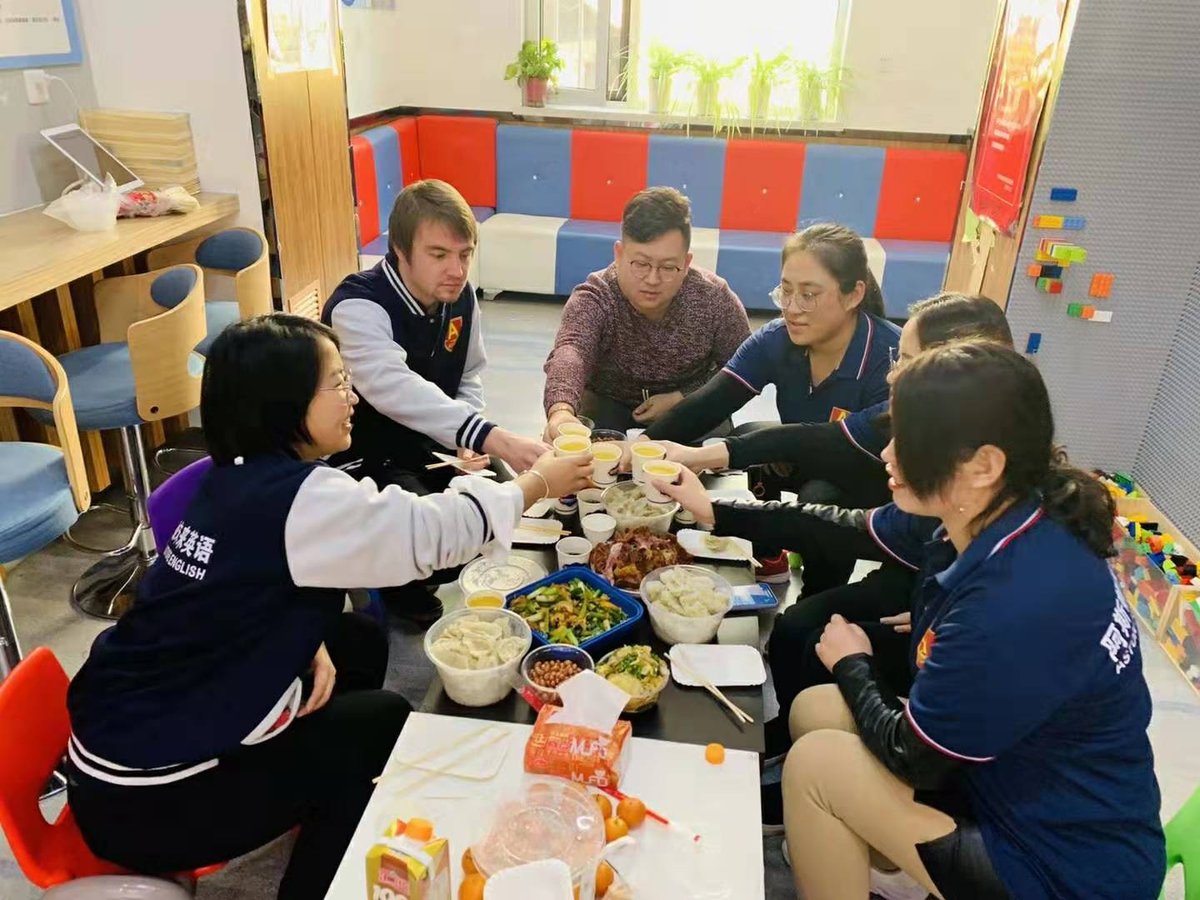 AstonEnglish1's tweet photo. We currently have a position available at our #Aston #school in #Lvshun. Lvshun is located just outside the city of #Dalian in #Liaoning province. Plenty of #history, #beaches and just a short trip to the center of Dalian. https://t.co/9dCigoeEdb