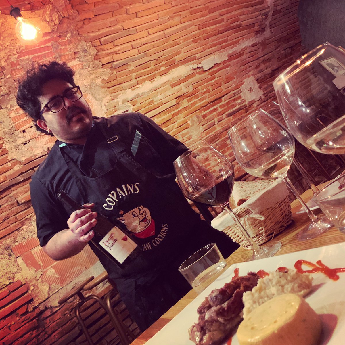 Rouge_Tanin tweet media