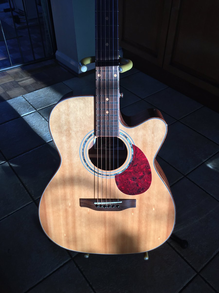 IanAnd58's tweet image. Please RT 💙🙏 

See you at the open mic &amp;amp; jam at the @FieryBirdVenue in the heart of Woking, on Monday at 8:00pm - everyone welcome 👍#openmic #openmicnight #Woking #livemusic #fierybird #WeLoveWoking