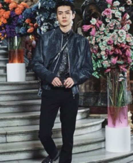 onlyfor_klm's tweet photo. 200119
#SEHUN ins update 

#BERLUTI

🔗https://t.co/3Ses01xreY

#세훈 #엑소 #EXO @weareoneEXO https://t.co/IdAxpjpEa2