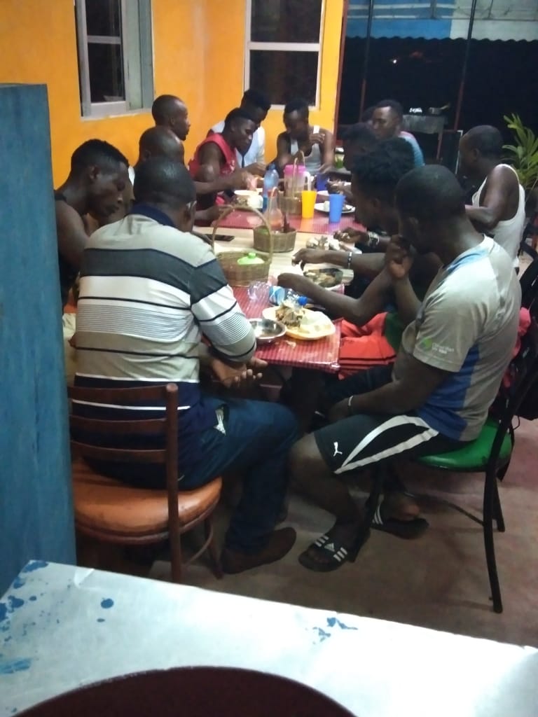 Africanpotdishe's tweet photo. This weekend we were  previleged to serve our Friends from Burundi. They did enjoyed our food and the new serene environment. Call for orders - 0708660123 https://t.co/044Nm0qOVX
