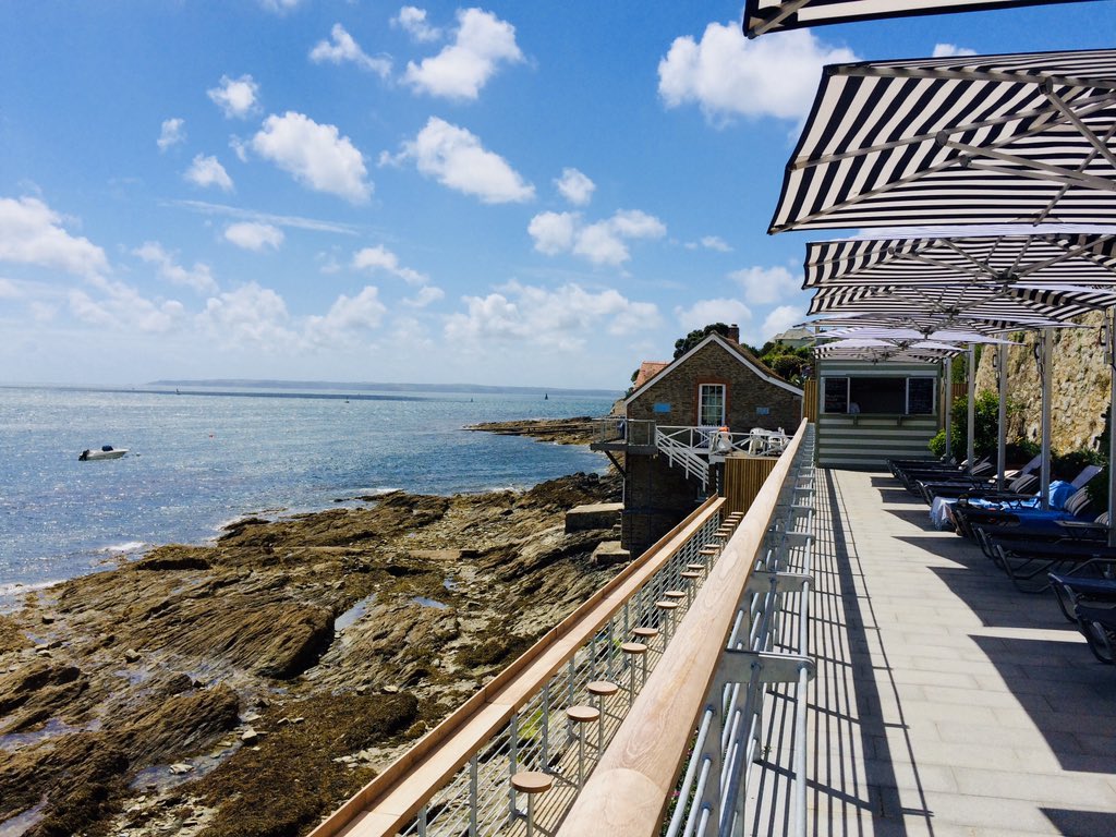 UrlaubCornwall.de tweet media