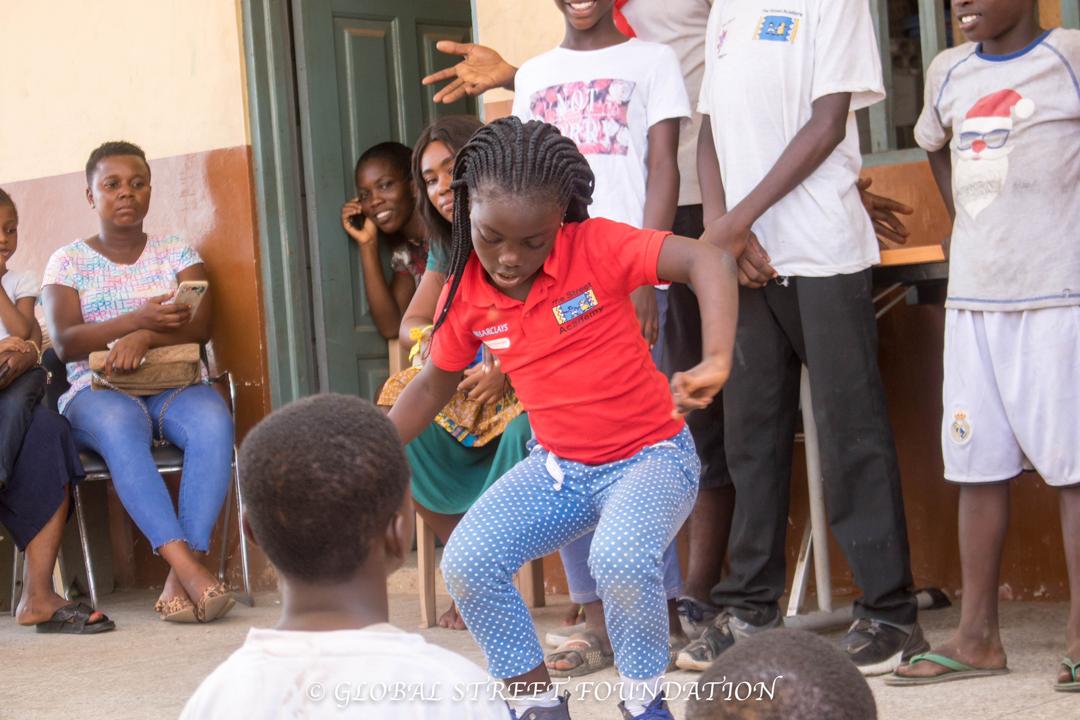 street_global's tweet photo. Dance off 🕺💃🕺💃

https://t.co/jNtzobCrcg https://t.co/TrhnKkRwJ2