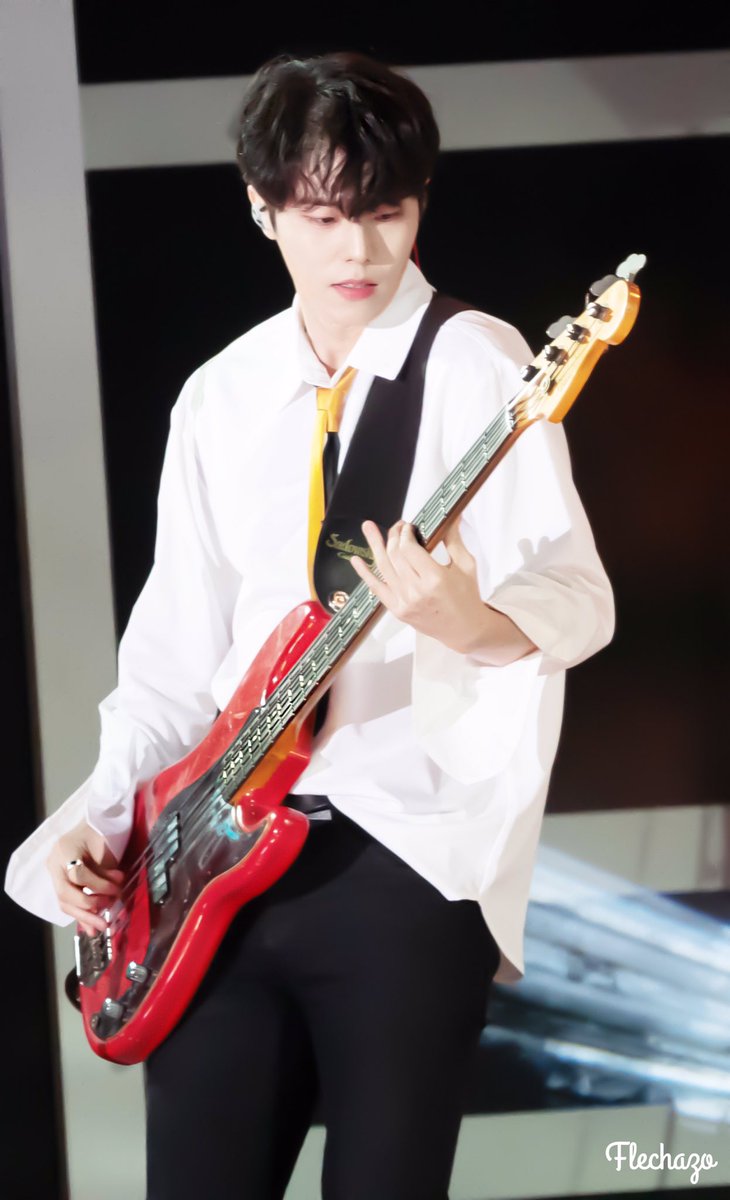 더로즈 데뷔 900일 축하드립니다💕🎀🎉
함께 했던 시간은 행복하고 즐거웠어요
큰힘을 됐으니까 고맙습니다
2020년도 같이 좋은추억이 만들자 
1000일 2000일 3000일도 
옆에서 응원할게요 
#더로즈 #더로즈_좋아하길_잘했다 
#더로즈데뷔_900일축하해효 <a href="/TheRose_0803/">더로즈_The Rose</a>