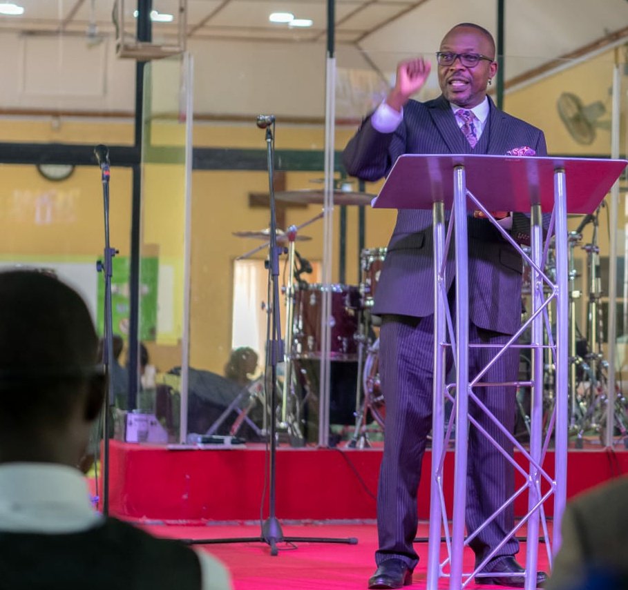 MamlakaChapel's tweet photo. David heard the defiance of the giant. That is the gamechanger! David heard. But his perspective was different. He did not quake with fear. I will do something about this!
@pastorcmamlaka #littledavid #davidheard #faithandcourage https://t.co/bxHpX4N2mf