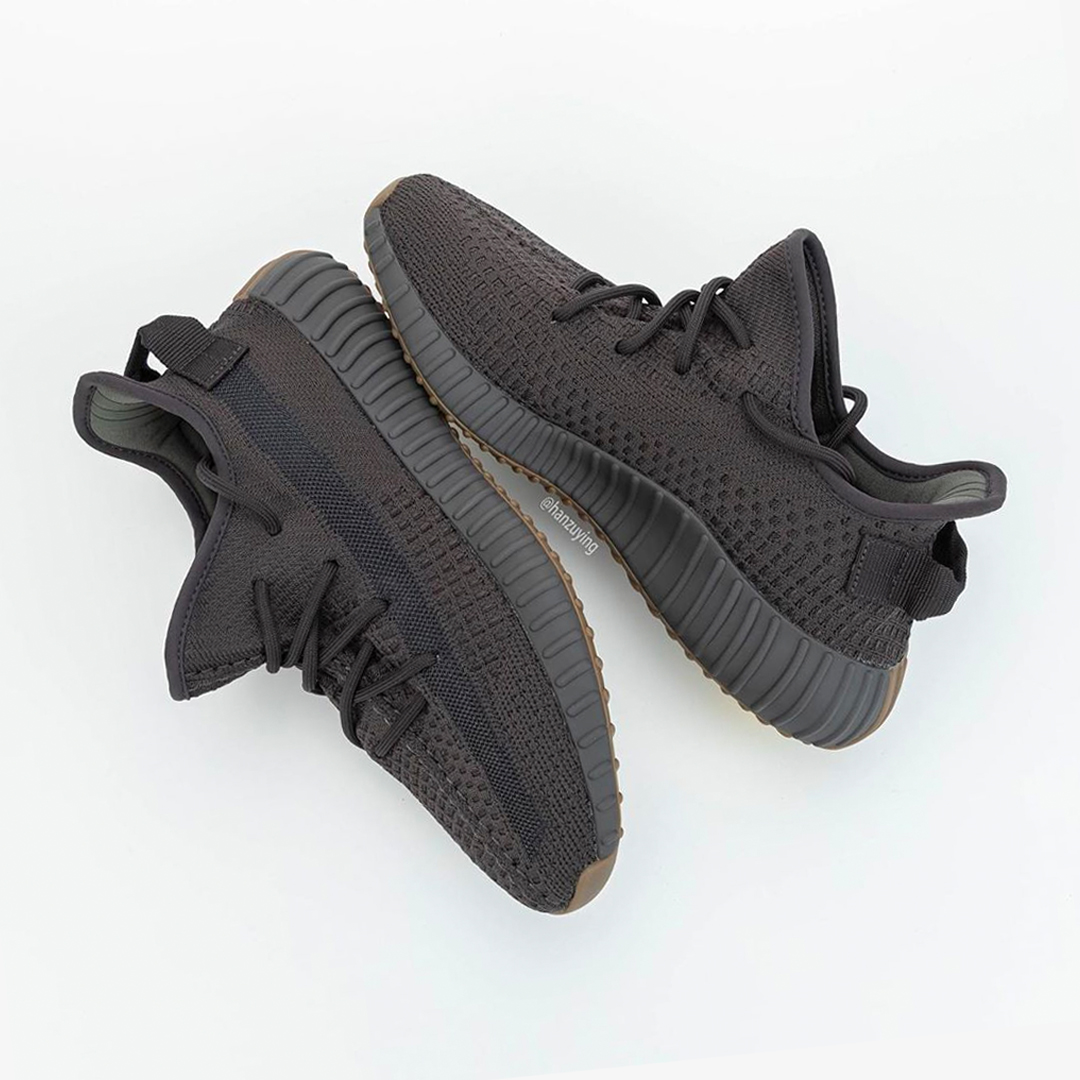 adidasalerts's tweet photo. Early look at the CINDER YEEZY BOOST 350 V2, rumored to released this spring. (via IG: hanzuying) https://t.co/cXPkojueoj