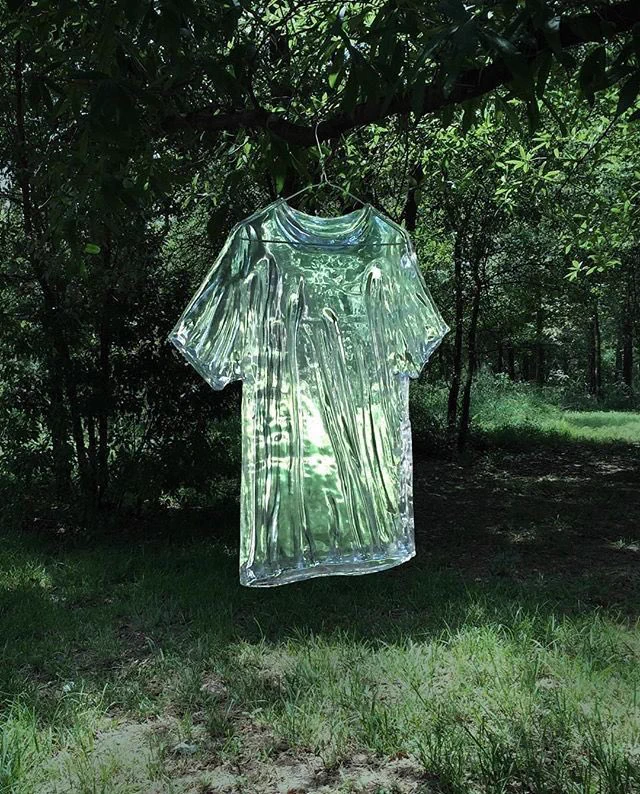 天才！神業！インスタで見つけた水みたいな服が本当に水すぎる！