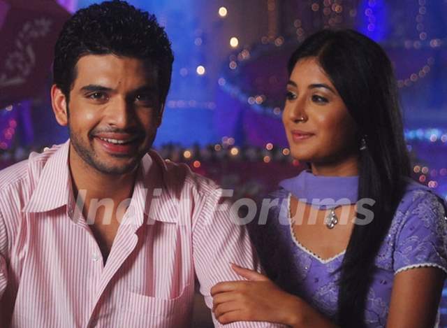 EraMagnetic's tweet photo. Thankyou for giving me Arjun Punj &amp; Arohi Ahluwaliya 
@kkundrra @Kritika_Kamra U guys always stay special coz as I fondly say karanika4ever<33;)@ektaravikapoor Thanku for giving us KMH &amp; My evr fav Karan &amp; Kritika..4evr gratful<33:D 11 years &amp; d Mohabbat livs on..❤ #11YearsOfKMH https://t.co/3FwC9fojOt