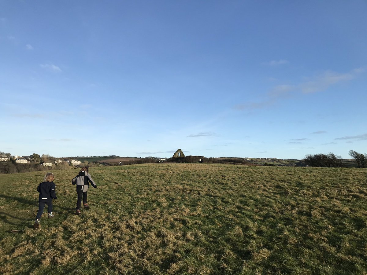 FionnJules's tweet photo. James fort Trip https://t.co/R4EYBbCKlw