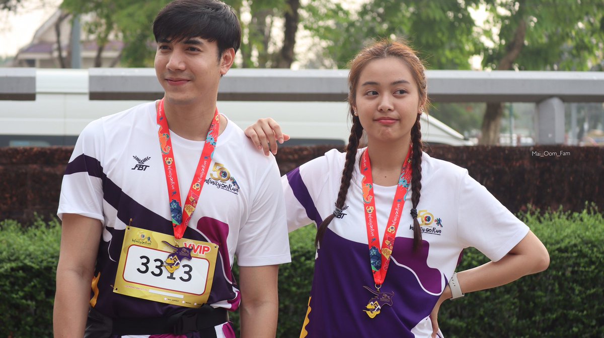 maioomvnfc's tweet photo. งานวิ่ง #50thch3charityfinityrun
#maiwarit 
#oomeisaya 
#ch3thailand 
#19Jan2020
Tks cre on pic https://t.co/77ZPaFIb6M