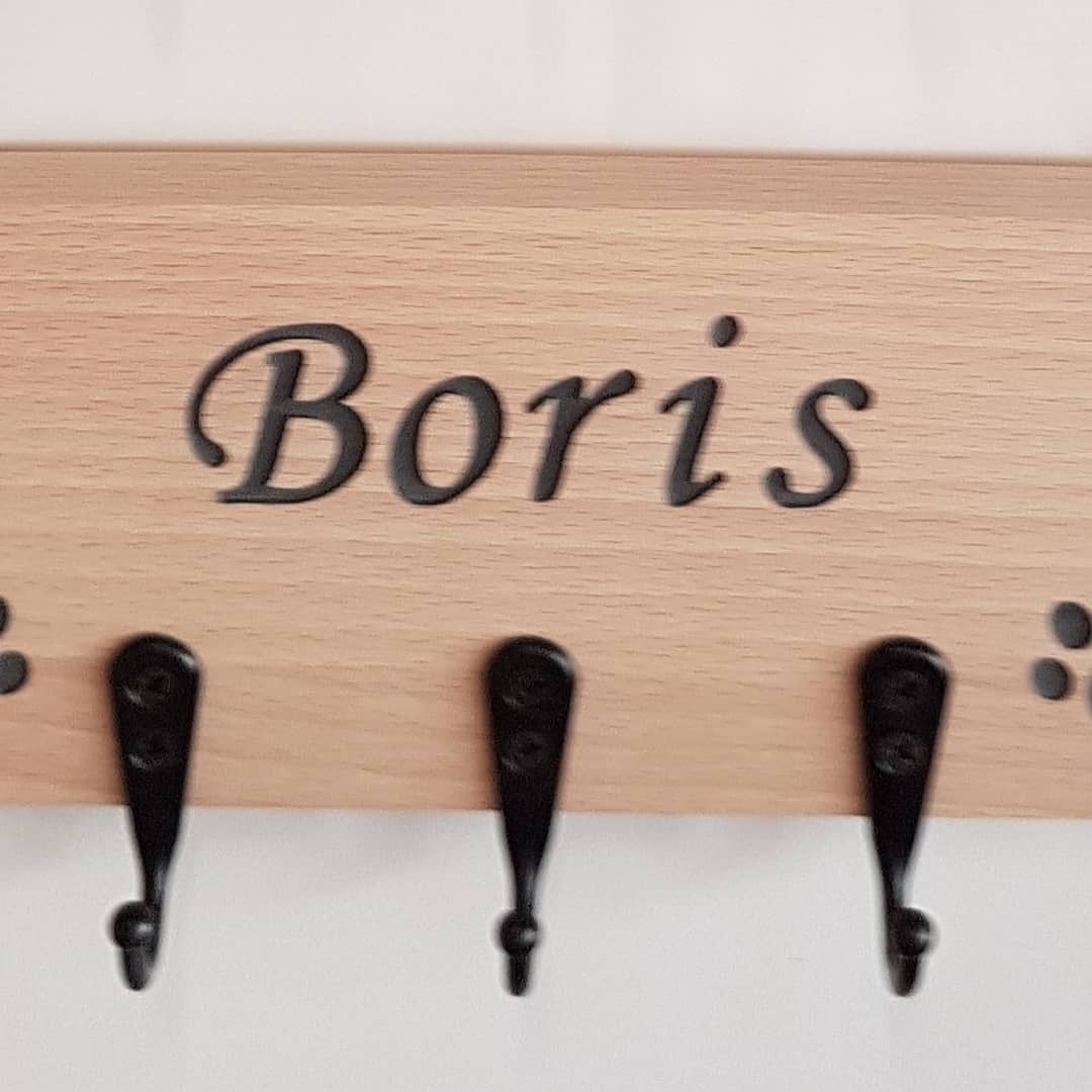 Our popular personalised dog lead holder now available in white with black inset personalisation. Get yours from our #etsy shop now. 
#dogleadholder #personalisedpetgift #UKGiftAM #UKGiftHour #pets #perfectgiftandhome #dogsoftwitter