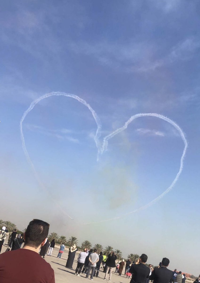 n__aljohar's tweet photo. See you in 2022 😍🙏🏼

#KuwaitAviationShow 
#معرض_الكويت_للطيران 
#الصقور_السعودية 
#الفرسان_الامارتيه https://t.co/9JJuk79HLI