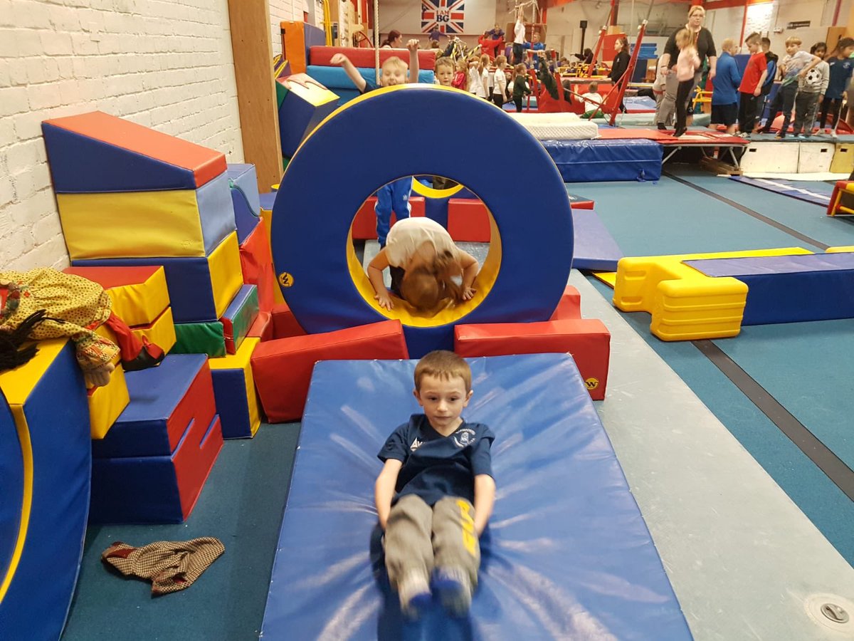 Final pics of our gymnasts - well done year 2!