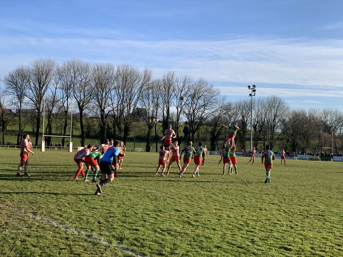 philippefolliot's tweet photo. Après vœux à Ambialet et Lombers hier à Saint Antonin ce matin cet après-midi grand derby 1ere circonscription championnat honneur #rugby entre Alban et Saint. Juery https://t.co/By7hW1saCv