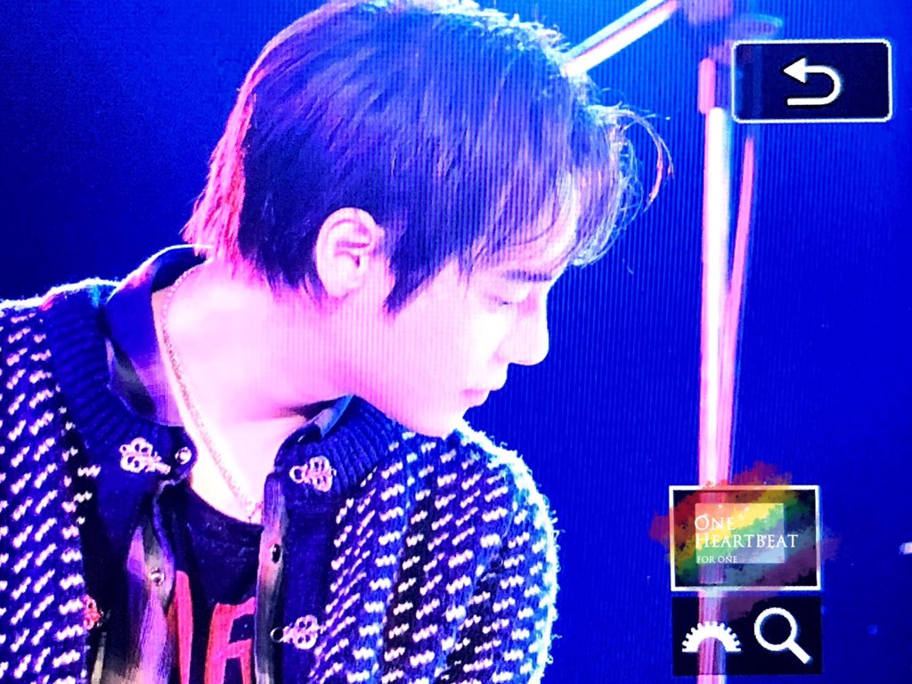 oneheartbeat329's tweet photo. 200119 리미티드 콘서트 프리뷰
눈에 별이 있나봐♡🥺

#원 #정제원 #ONE #JAEWON https://t.co/3MQXoDu3WA
