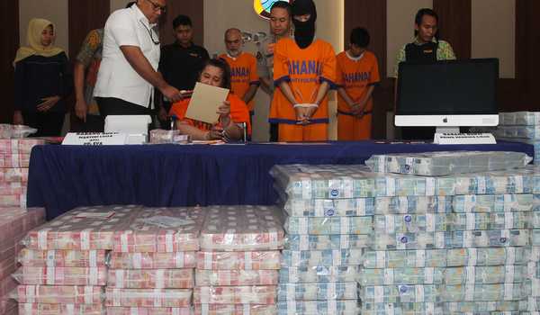 Beritasatu's tweet photo. Tidak Kembalikan Hadiah, Anggota MeMiles Bisa Kena Pidana https://t.co/CiZTkjl4T2 https://t.co/XoX5p9m2SL