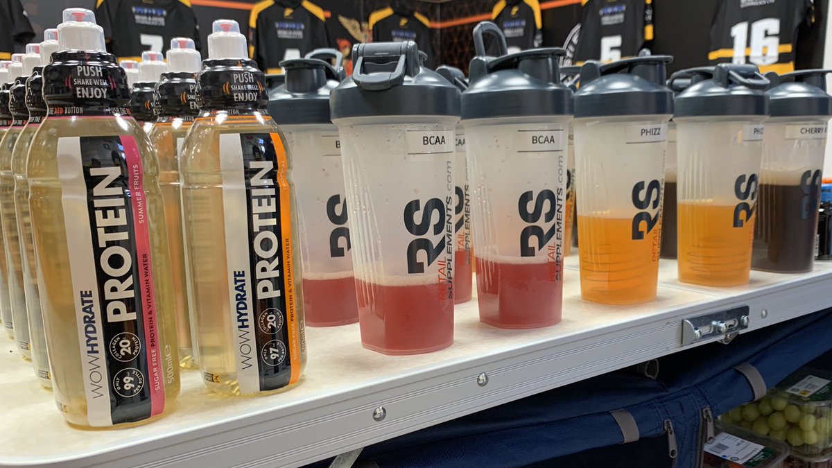 CTRLFC's tweet image. Our changing room is game day ready! 

👏 Thank you to @wowhydrate &amp;amp; @rtlsupplements 

#COYF