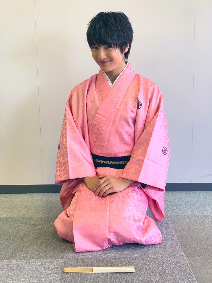 本田剛文 Boysandmen 少し首を斜めにしながら正座をすれば三遊亭好楽師匠のように なんだか今日いけそうな気がする と力強く叫べば天津木村さんのように ピンクの着物が持つ可能性は 無限大だ 撮影会ありがとうございました ボイメン 本田剛文 Boysandmen 少し首を斜めにしながら正座をすれば三遊亭好楽師匠のように なんだか今日いけそうな気がする と力強く叫べば天津木村さんのように ピンクの着物が持つ可能性は 無限大だ 撮影会ありがとうございました ボイメン