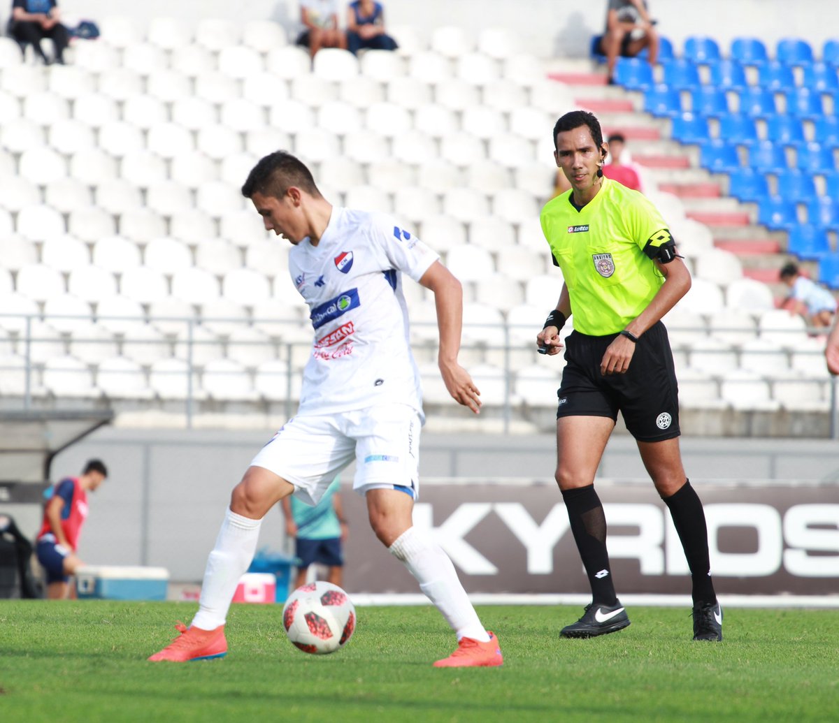 CanteradelTrico's tweet photo. #catSub23⚽️🙋🏻‍♂️

🗓Fecha 1️⃣

⏳20' ST

#Nacional 2 🆚️ 0 Guaireña F.C.

#VamosNacional #LaAcademia💪🏻 https://t.co/0YJO5qcfd8