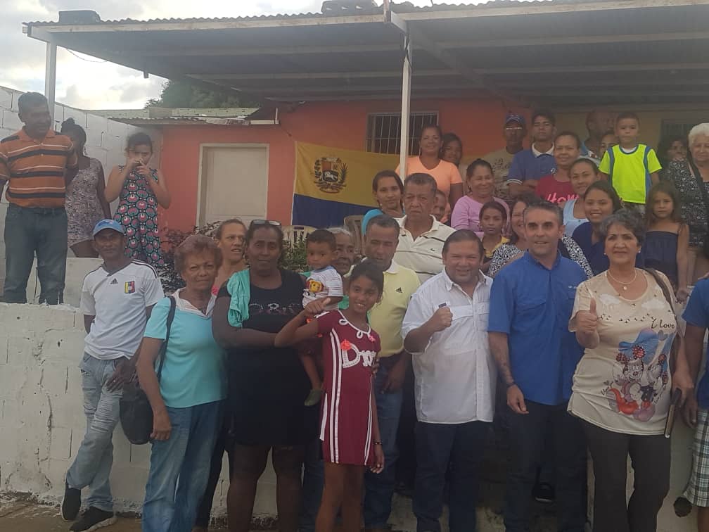 NoelRomeroL's tweet photo. #19Enero El Gobernador Legítimo @AndresVelasqz el Diputado @JOSELPRAT Presidente de la Comisión de Contraloría de la @AsambleaVE acompañados de dirigentes de @UNTBol fuimos recibidos en la #UD338 #PZO organizando con la Gente la liberación #VnzlaLibreDeTiranos https://t.co/YYYVQoNwRW