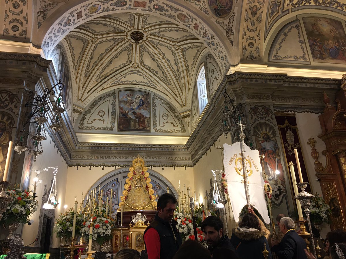 RocioEspartinas's tweet photo. Hoy hemos acompañado a nuestra querida Hermandad Ahijada de @HRocioAlbaida en su Peregrinación Anual Extraordinaria a las plantas de la Señora.

Por muchas vivencias unidos y en Hermandad, recordando viejos caminos juntos 🕊️

¡Paz y bien! https://t.co/jGBaPKOTk7