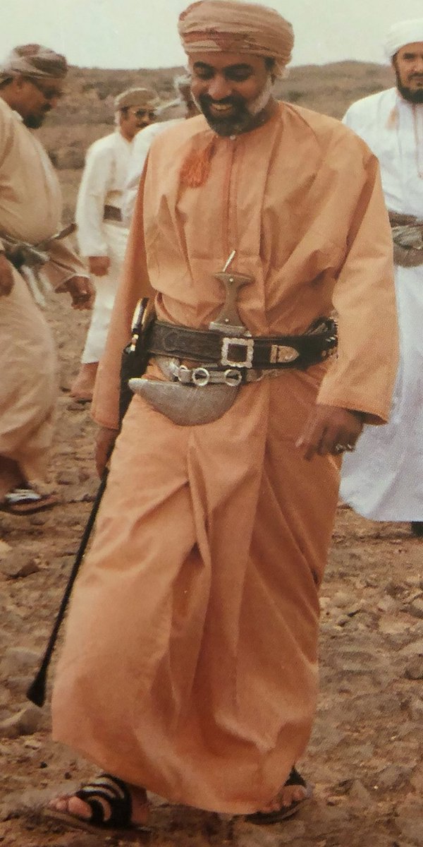 دائماً أفشل في محاولة أقناع قلبي أنك رحلت..💔🇴🇲

#الصوت_الملهم
#السلطان_قابوس