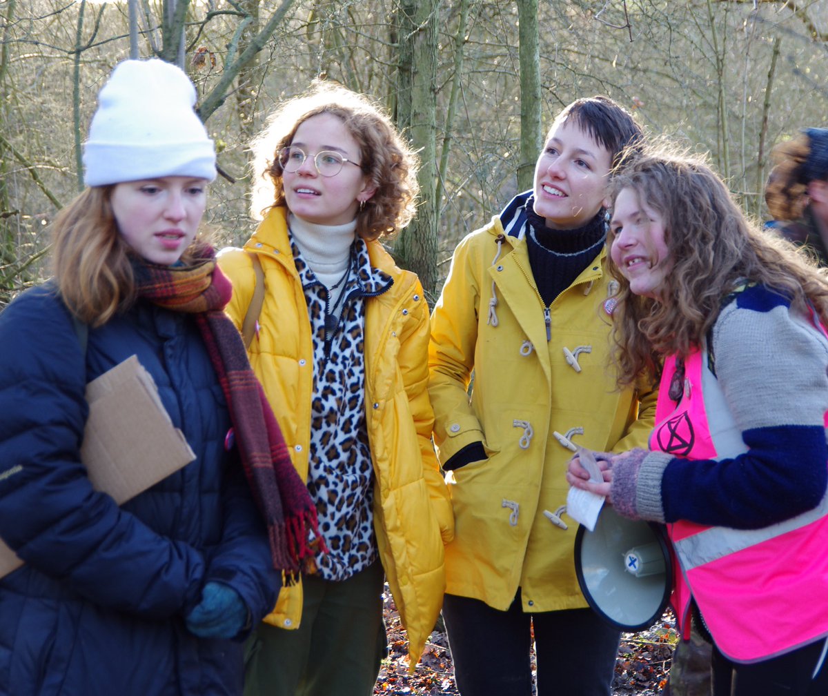 XRLondon's tweet photo. Over 100 people came to the Harvil Road camp yesterday. There was music, talks, music, civil DISCObedience, a visit from the Red Rebels, tree climbing, and NVDA workshops.
Much more is planned for today and all are welcome.
#StopHS2 #SaveColneValley
Images Terry Matthews https://t.co/xN9HkWzCiq