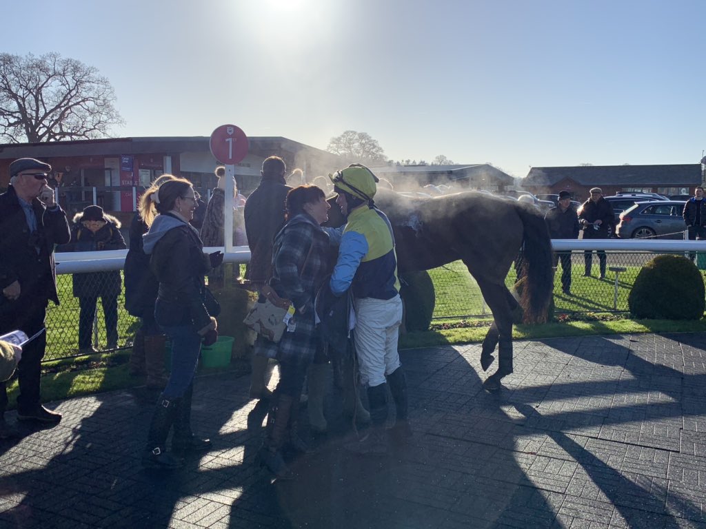Alright Chief wins the intermediate <a href="/NwPointing/">NWPointing</a> 2nd Chief Sittingbull, 3rd Rules of War. 5 ran @GoPointing <a href="/pointtopoint/">pointtopoint.co.uk</a>