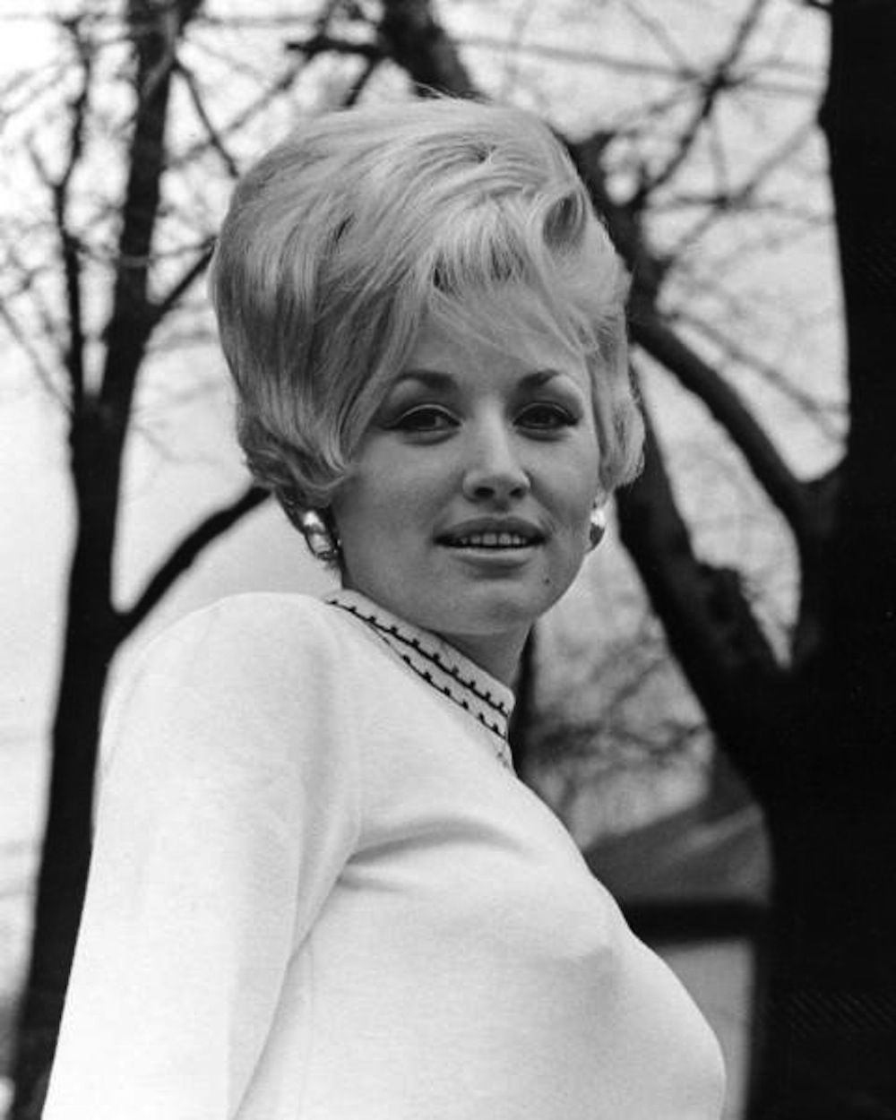 Happy 73rd birthday Dolly Parton!  Here she is in the 1960s. 
