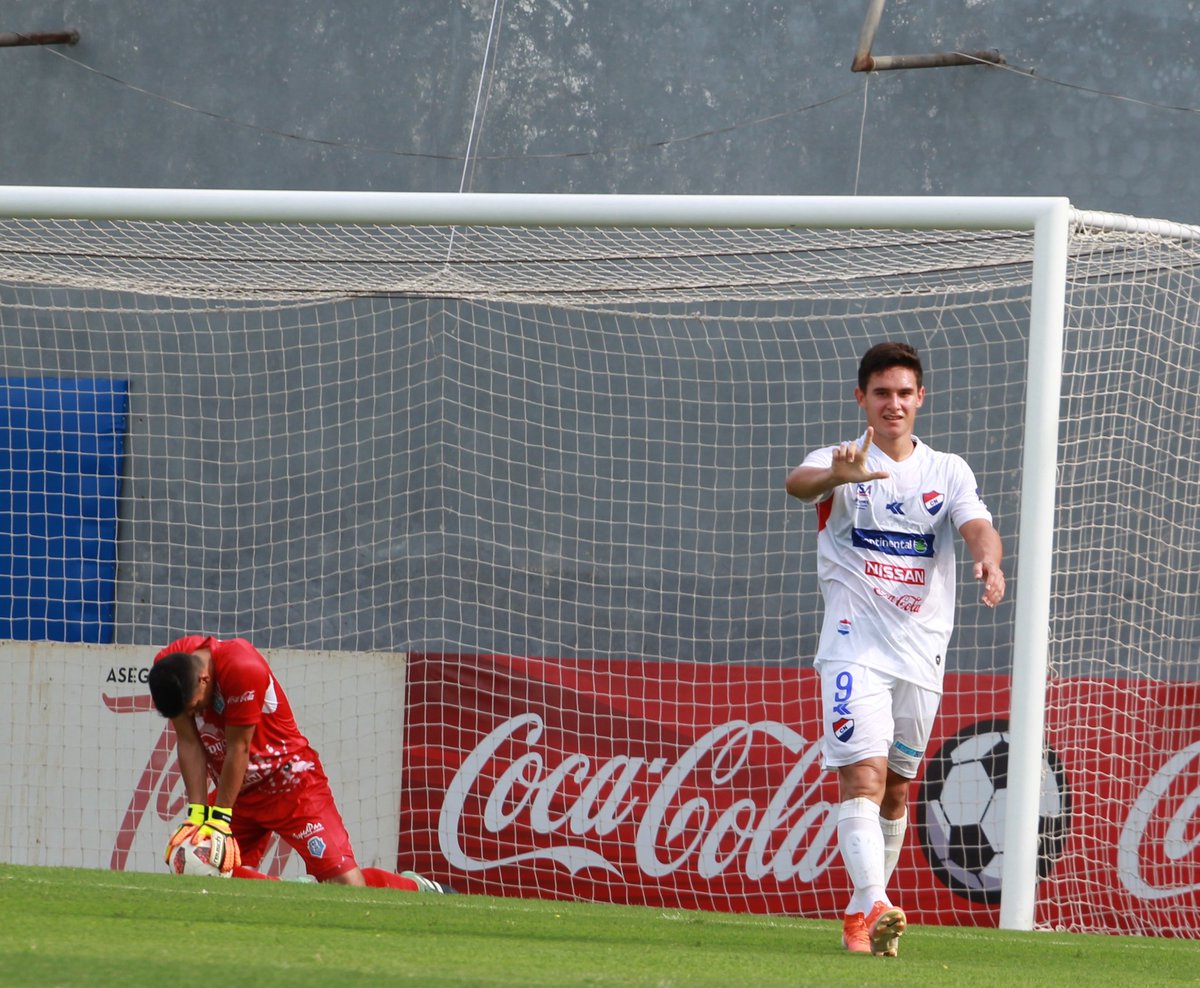 CanteradelTrico's tweet photo. #CanteraTricolor🔴⚪🔵
📷Postales de la #catSub23⚽️🙋🏻‍♂️

#VamosNacional #LaAcademia💪🏻 https://t.co/89pE9oQCVB