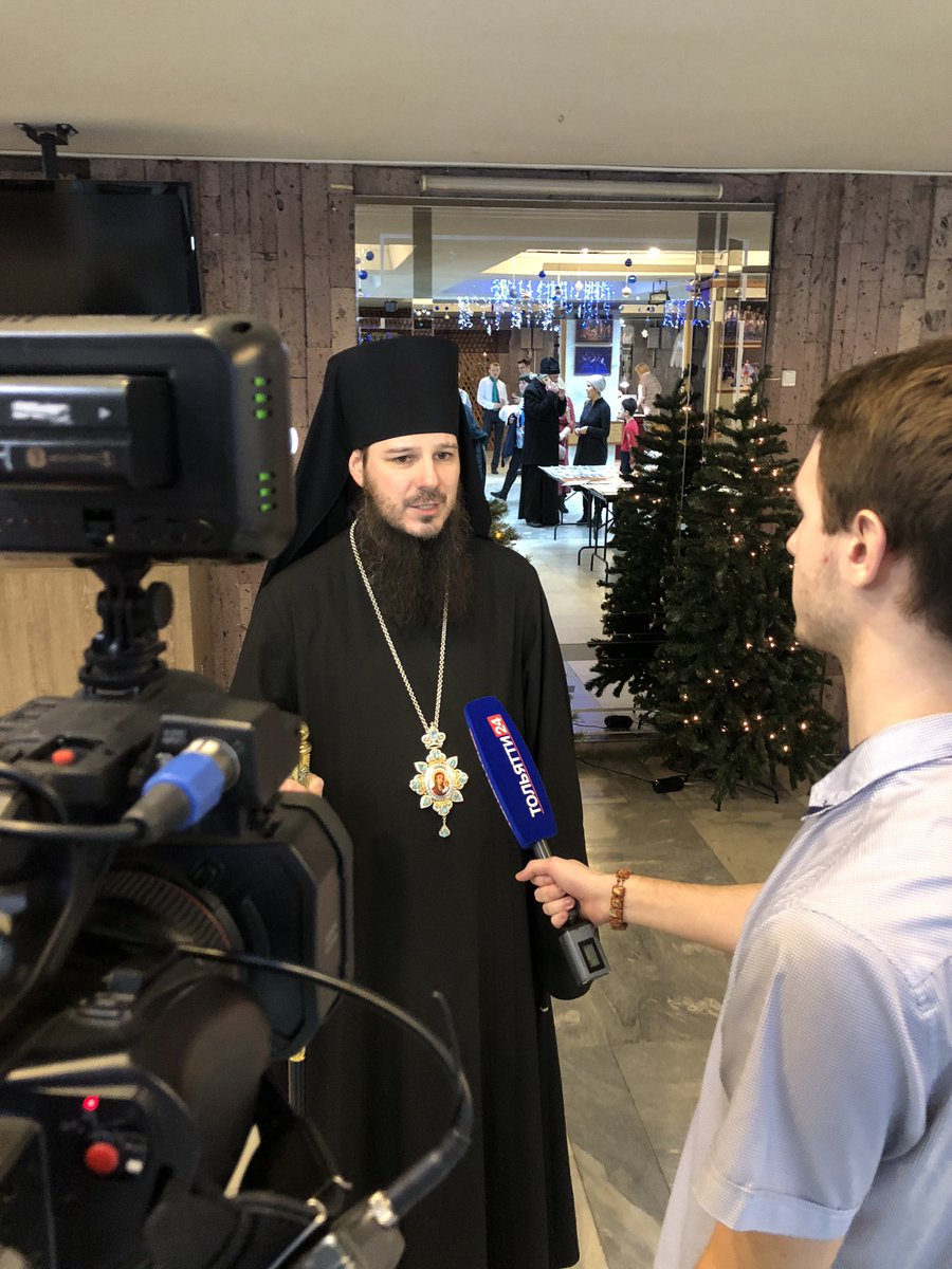 tv_levina's tweet photo. Более 5 тысяч участников показали свои работы на областном конкурсе «Вифлеемская звезда» (видеоролики, картины, сочинения, стихи и многое другое ). Сегодня награждали лучших ребят! Мы, компания «Лада-Медиа» тоже с большой радостью  наградили и поздравили  участников! https://t.co/Xf2AT4s1XL