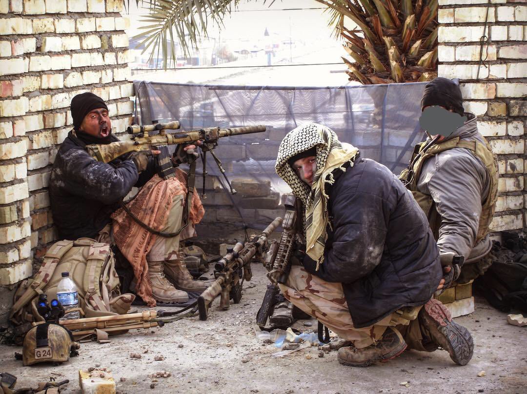U.S. Navy SEAL snipers on an overwatch position during the Iraq War #seal  #sealteam #war #Iraq #USNavy #sof #sf #specialforces #sniper, image size:1080x808