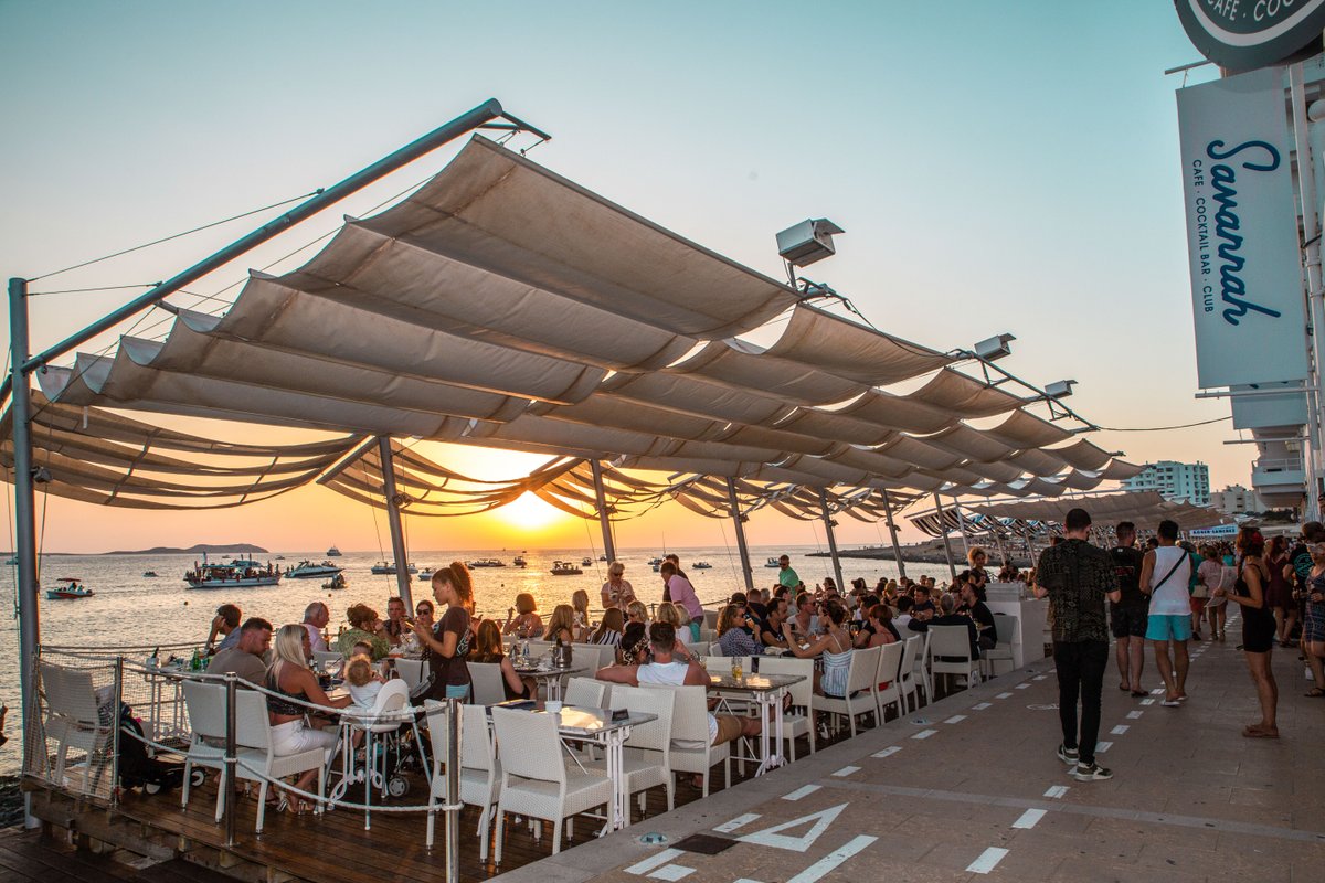 The tans may fade, but the memories of summer live forever.  💛 
Book for 2020 👉 savannahibiza.com