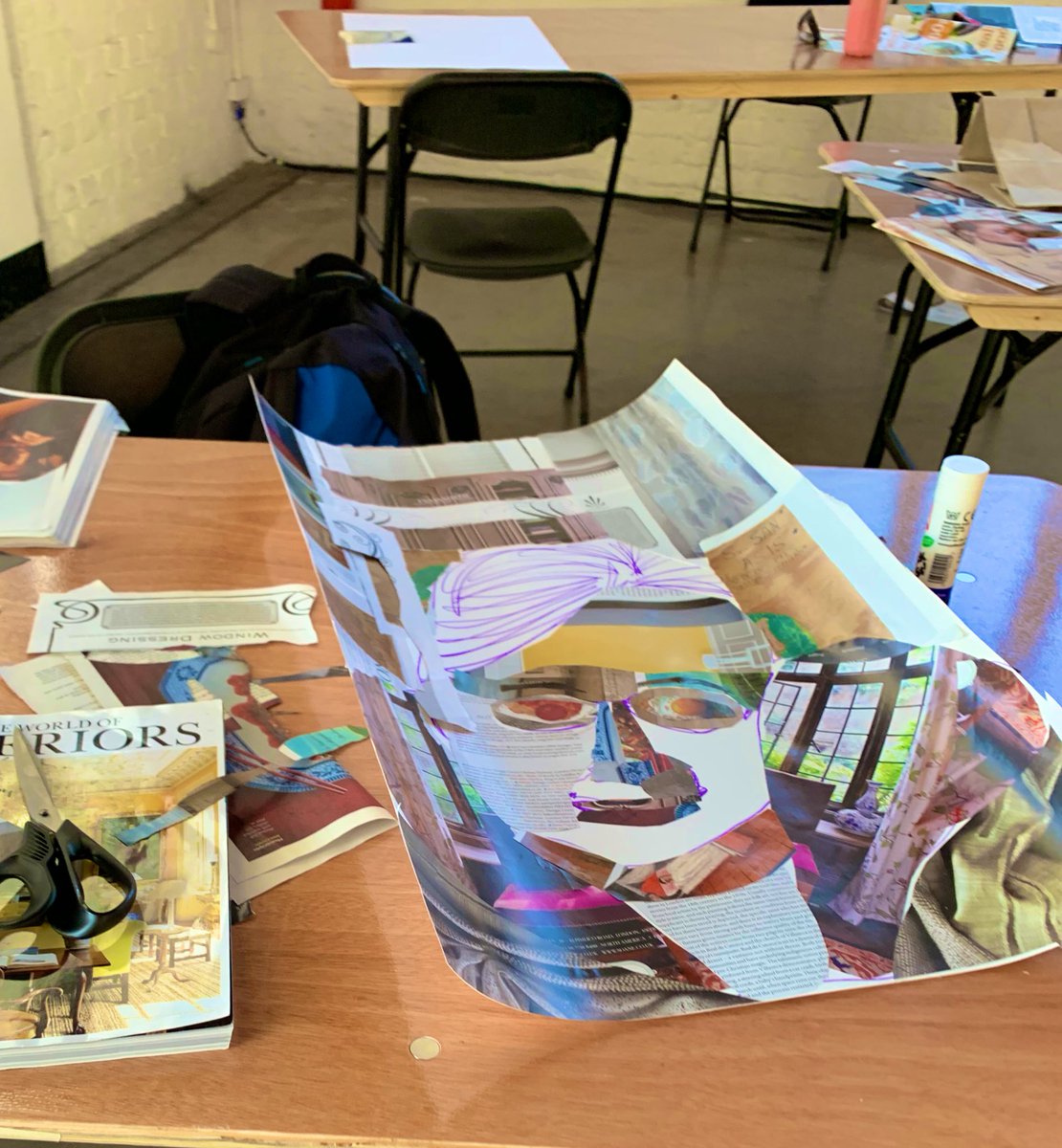 TBWDrawingPrize's tweet photo. Fabulous portraits emerging from the #DrawingMe #DrawingYou workshop led by Frances Stevenson of @DJCAD as part of the #TBWDP19 education programme @artsTBW today! #ExploringDrawing #DrawingMatters https://t.co/8r2B7Gi2ve