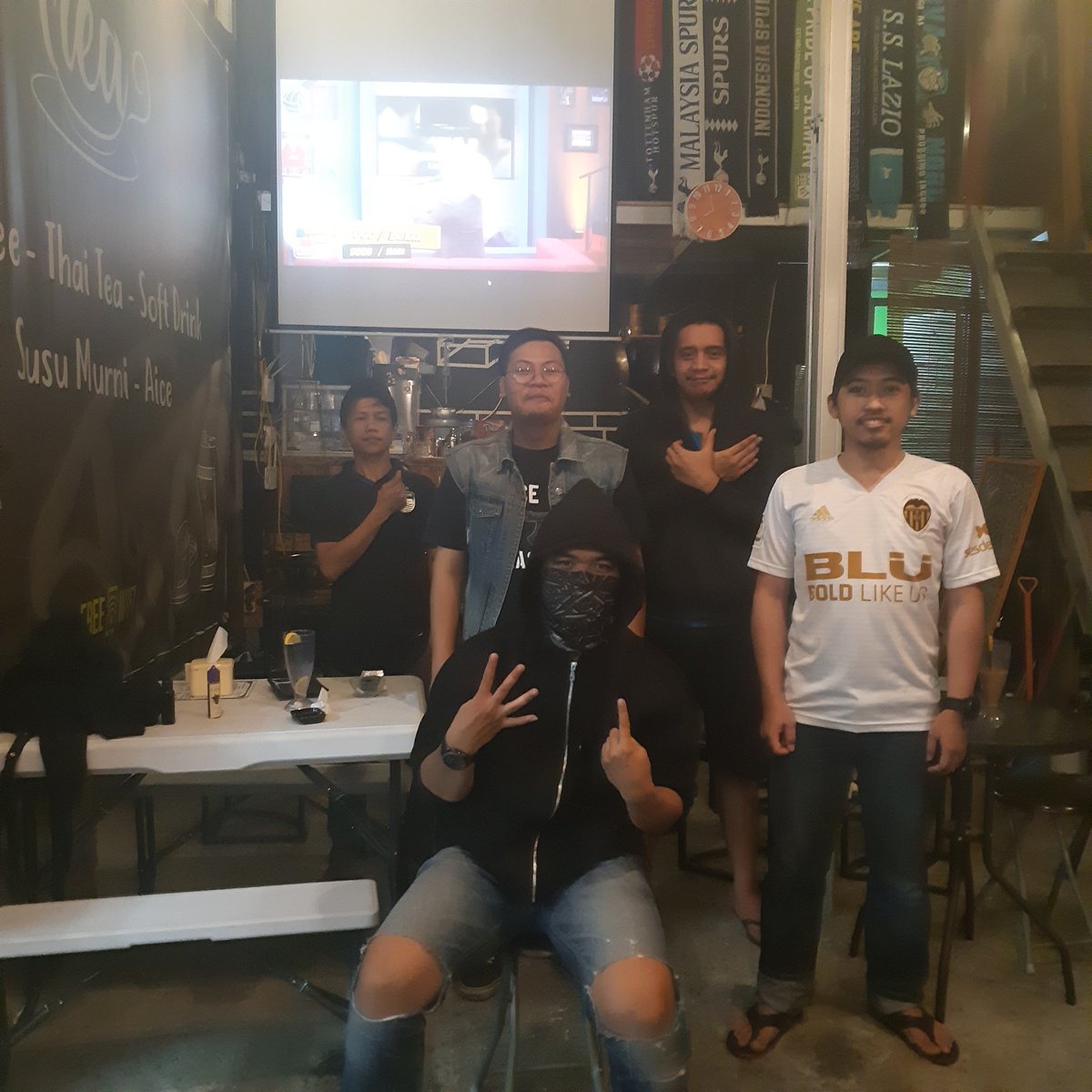 Valencianista Bandung 🦇💯 tweet media