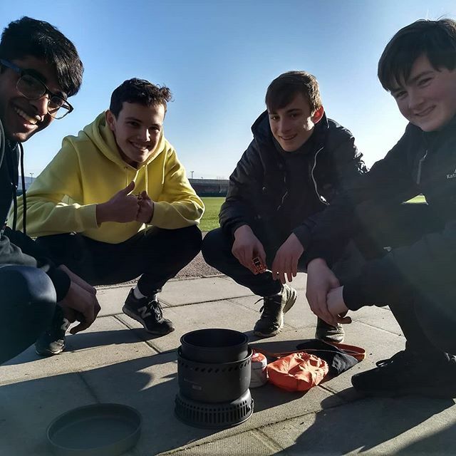 wilsons_dofe's tweet photo. Unnecessarily pleased at assembling a trangia...! https://t.co/Hn4EizVJya https://t.co/vj5Qy5GSGV