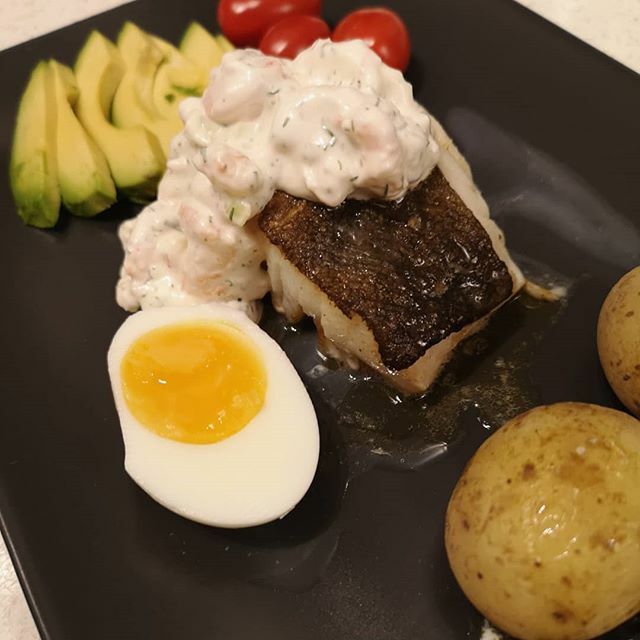 TJCANCUN's tweet photo. Late lunch or early dinner... Whatever you call it, I call it yumm! 😜

#torskrygg
#skagenröra
#färskfisk
#freshcod
#freshfish
#enjoyeverymoment
#eatlovepray
#timetoeat
#healthyanddelicious
#bacalaofresco
#lifeinvästerås https://t.co/GWSfLszoo4 https://t.co/ARoFHWxpyG