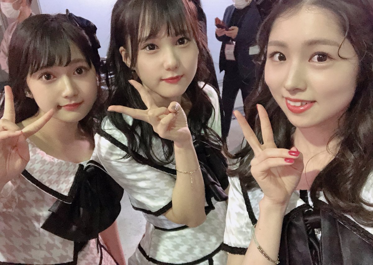 yahho_sahho's tweet photo. リクアワ2020 1日目！
49位 青春ダ・カーポ
40位 それでも彼女は
35位 流れ星に
        何を願えばいいのだろう
以上3曲歌わせていただきました😊

総監督とキャプテンズの曲
初披露できて嬉しかったよ〜！
投票してくださったみなさん
本当にありがとうございました💫 https://t.co/mkFSf5E7Yy