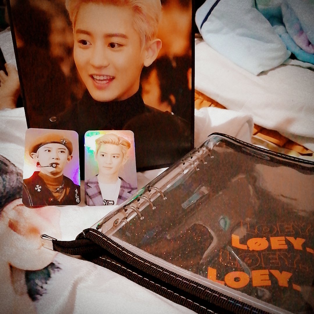byeolberry's tweet photo. These two came all at once, thank you @thestarshopPH for opening this G.O huhu, i know iilan lang ang nagorder nito. SUPER THANK YOU PEY I LABYU!!!!

and also thank you so much to @chanyeolit &amp; @ggbye_ for the beautiful photos . IM CRYING 😭😭😭❤️💕💋💖

#TSSFeedbacks 💕 https://t.co/HP5yWxaVQN