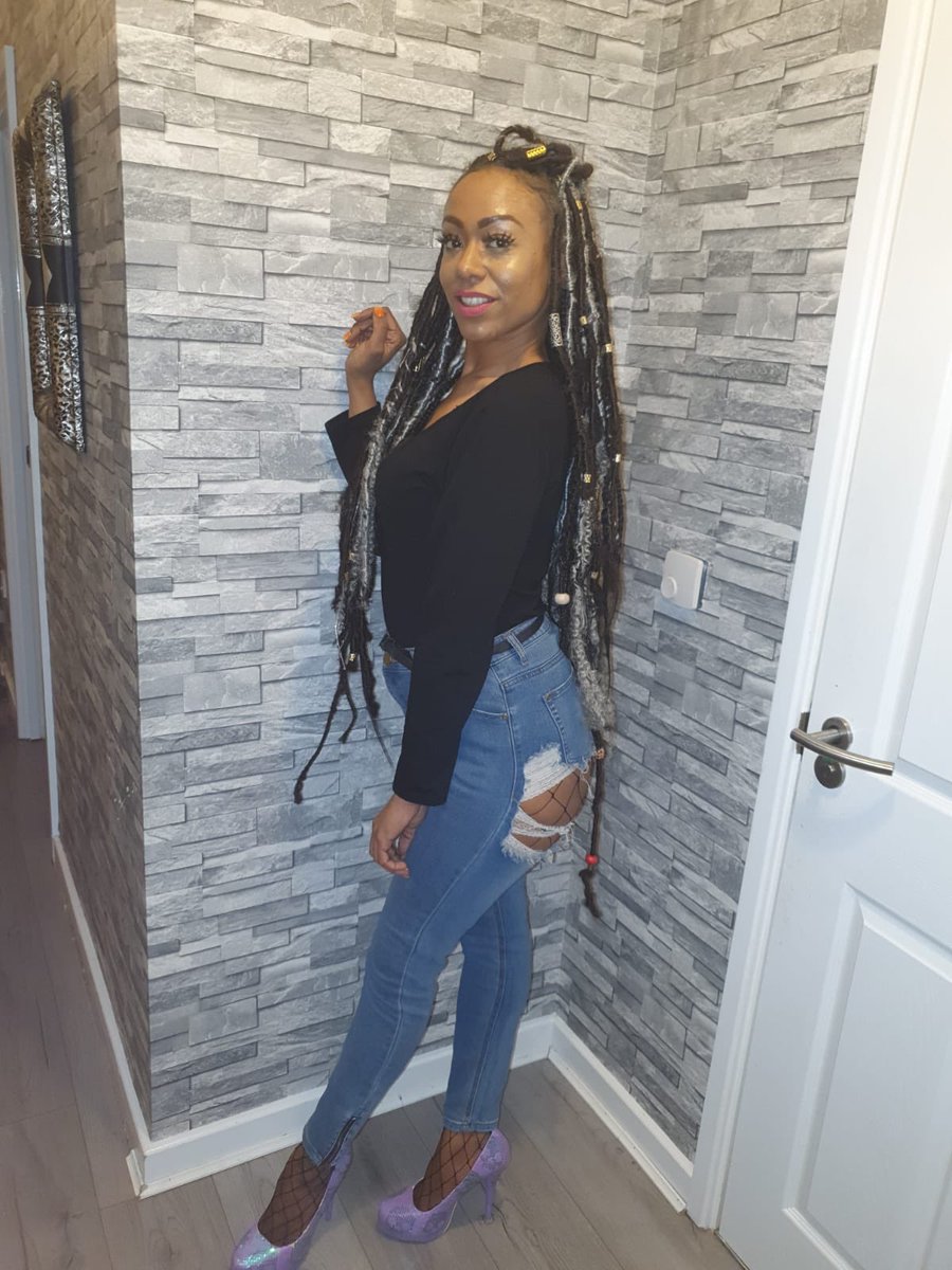 MiloneVenus's tweet photo. #smile it’s #Sunday 
#itsvenusmilone https://t.co/8Qev6k3zGg